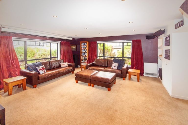 Photo of property in 134 Cortina Avenue, Johnsonville, Wellington, 6037