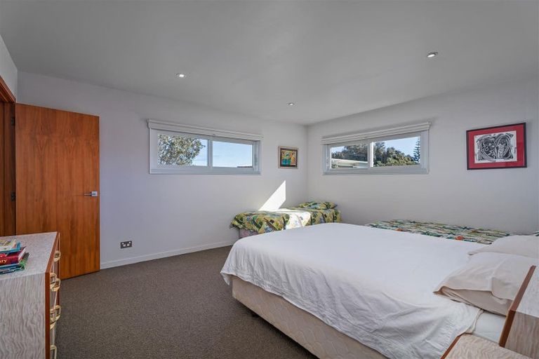Photo of property in 111 Kauri Crescent, Matarangi, Whitianga, 3592