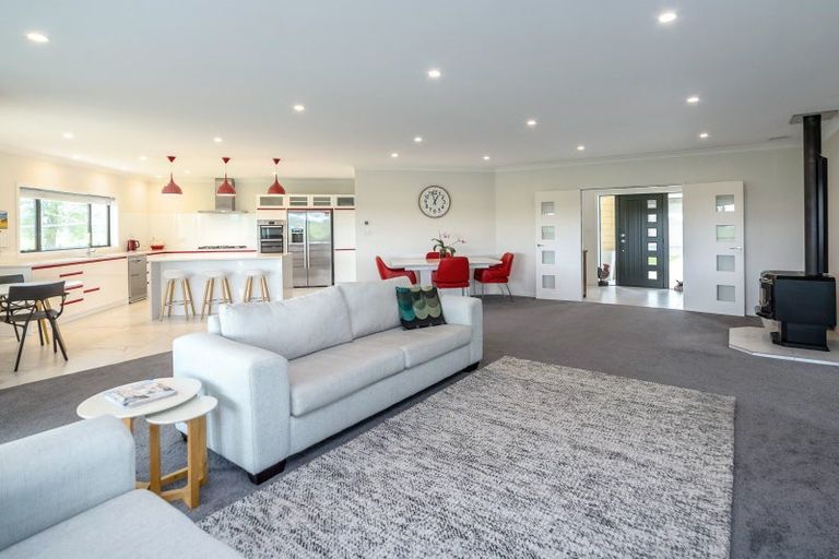 Photo of property in 2/53 Jellicoe Street, Greytown, 5712