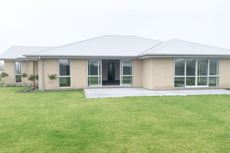 Photo of property in 109 Pegasus Boulevard, Pegasus, 7612