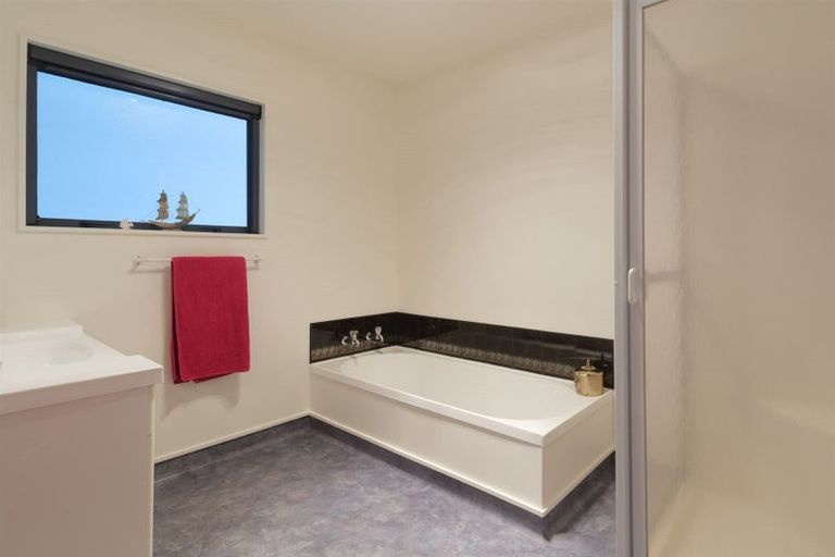 Photo of property in 4 James Cross Place, Mapua, 7005