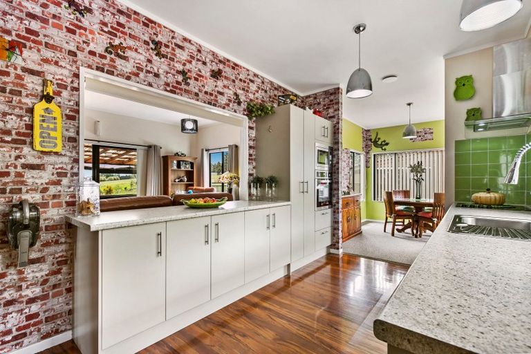 Photo of property in 52 Reid Road, Glenbrook, Waiuku, 2681