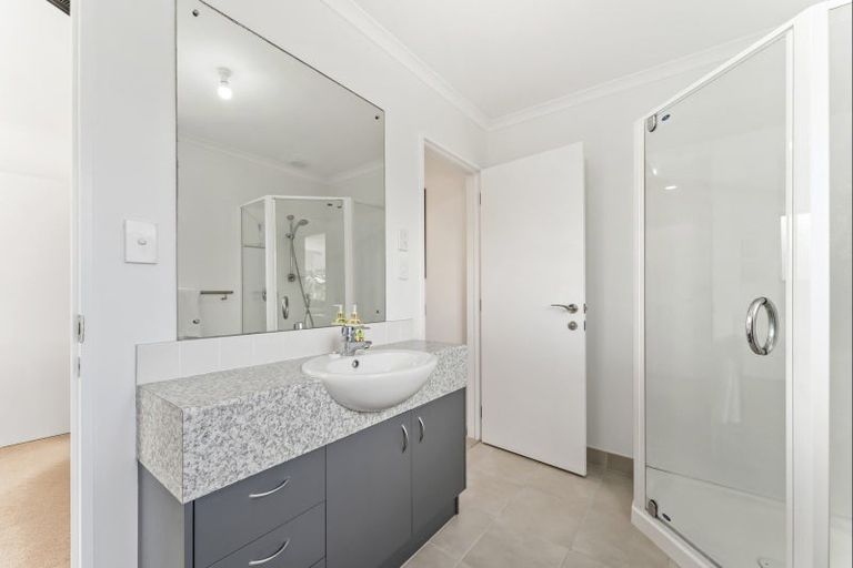Photo of property in 11 Barrier View Road, Leigh, 0985
