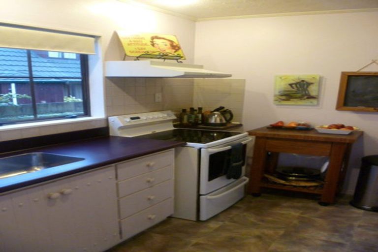 Photo of property in 64 Pencarrow Street, Highbury, Palmerston North, 4412