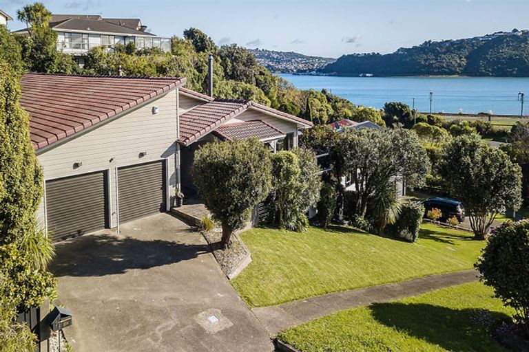 Photo of property in 17 Langwell Place, Papakowhai, Porirua, 5024