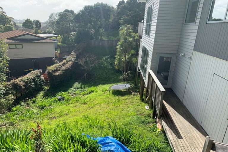 Photo of property in 141 Arran Road, Browns Bay, Auckland, 0630