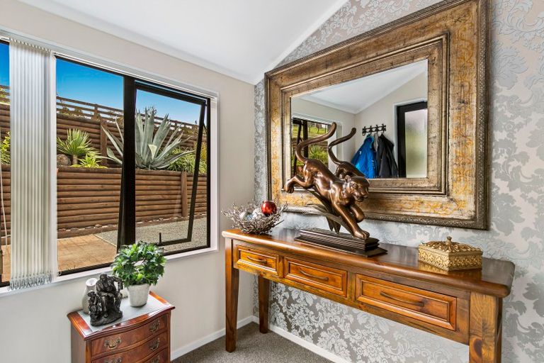 Photo of property in 52 Reid Road, Glenbrook, Waiuku, 2681