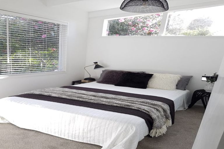 Photo of property in 153 Howard Road, Orere Point, Papakura, 2585