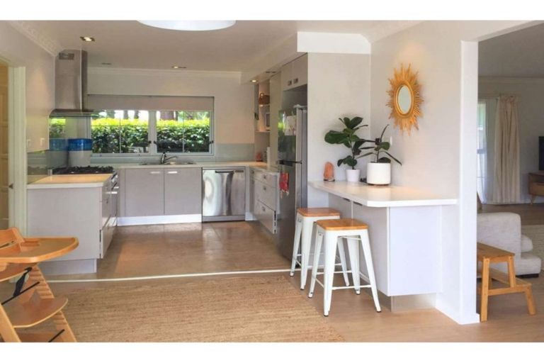 Photo of property in 12 Wendywood Lane, Kerikeri, 0230