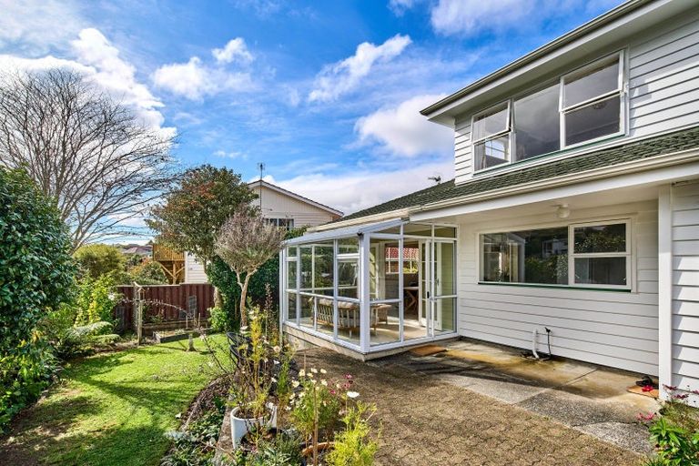 Photo of property in 11 Mckeefry Grove, Tawa, Wellington, 5028