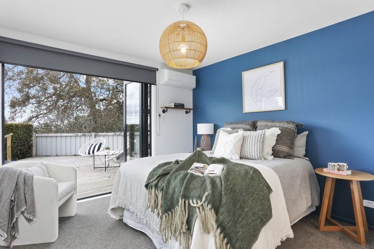 Photo of property in 160 Ennis Avenue, Pakuranga Heights, Auckland, 2010