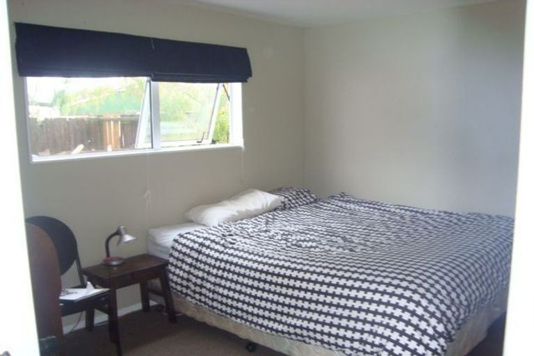 Photo of property in 8 Colman Avenue, Sockburn, Christchurch, 8042
