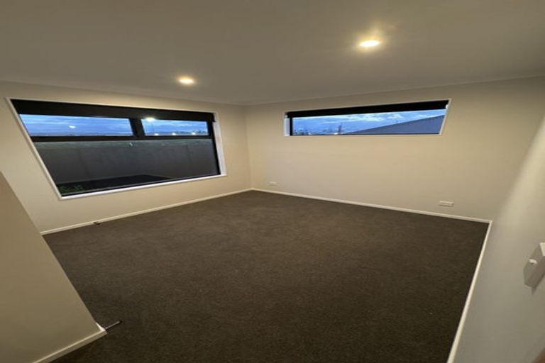 Photo of property in 36 Palliser Place, Milson, Palmerston North, 4414