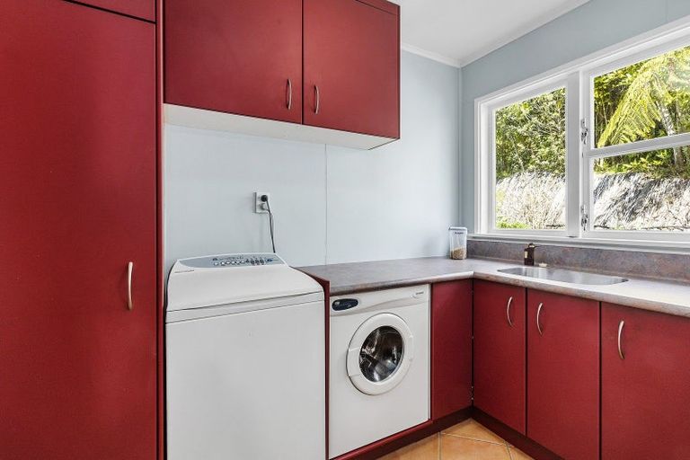 Photo of property in 76 Spencer Street, Crofton Downs, Wellington, 6035