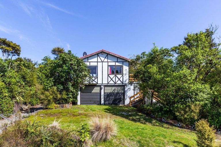 Photo of property in 2 Taringa Avenue, Kuratau, Turangi, 3381