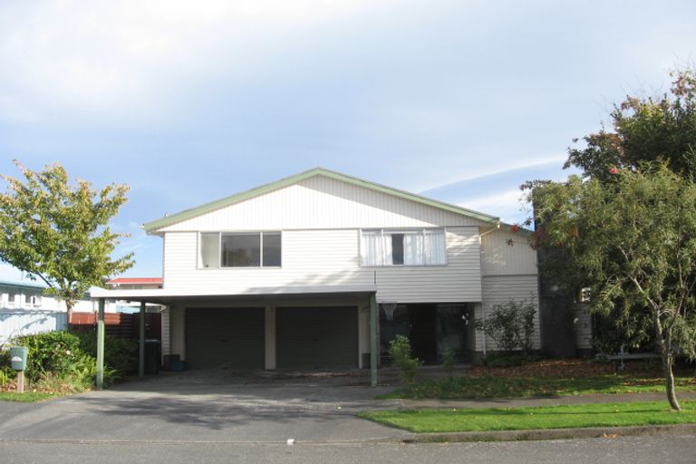 Photo of property in 1 Orr Crescent, Hutt Central, Lower Hutt, 5011