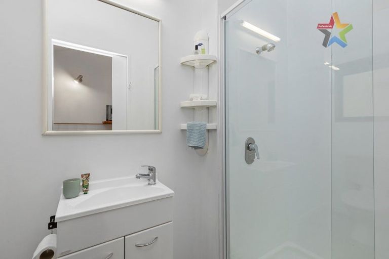 Photo of property in 34 Jocelyn Crescent, Pinehaven, Upper Hutt, 5019