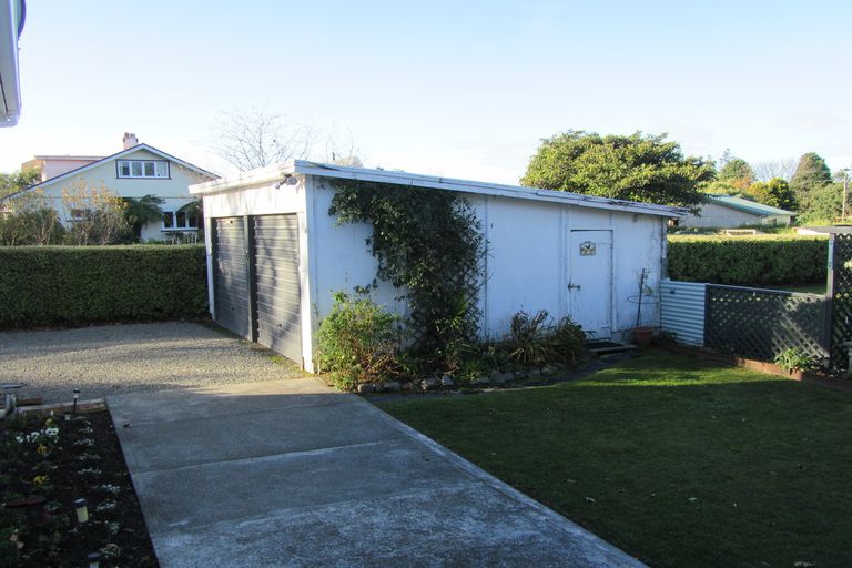 Photo of property in 169 Queen Street, Waimate, 7924