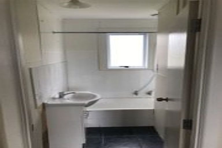 Photo of property in 59 Pah Road, Cockle Bay, Auckland, 2014