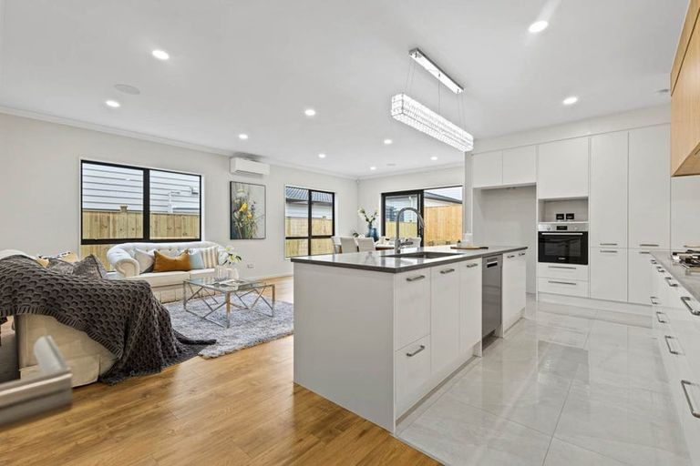 Photo of property in 8 Crossgar Road, Flat Bush, Auckland, 2019
