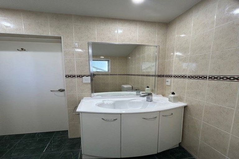 Photo of property in 9a Robieson Street, Roseneath, Wellington, 6011