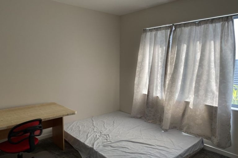 Photo of property in 78 Harvest Avenue, Orewa, 0931