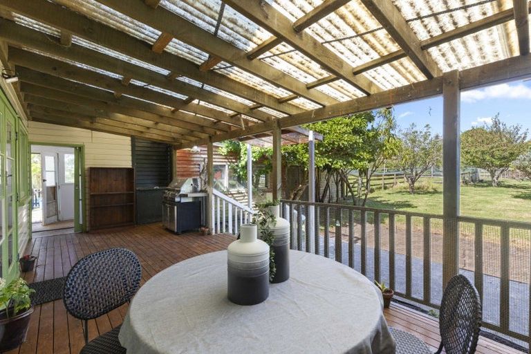 Photo of property in 15 Collie Road, Glenbrook, Waiuku, 2681