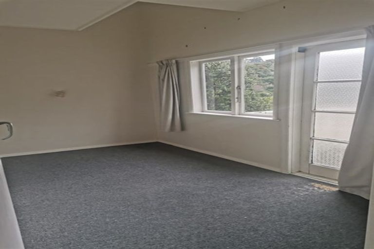 Photo of property in 36 Maarama Crescent, Aro Valley, Wellington, 6021