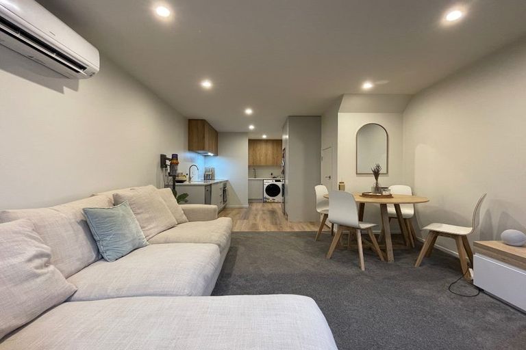 Photo of property in 2/28 Fitzherbert Road, Wainuiomata, Lower Hutt, 5014