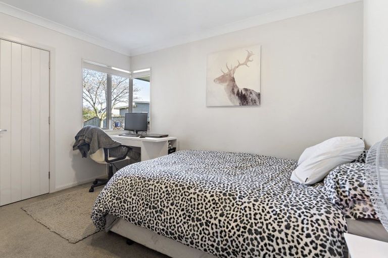 Photo of property in 24 Charles Street, Carterton, 5713