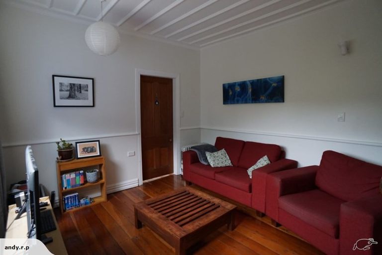 Photo of property in 11 Irvine Street, Aro Valley, Wellington, 6012