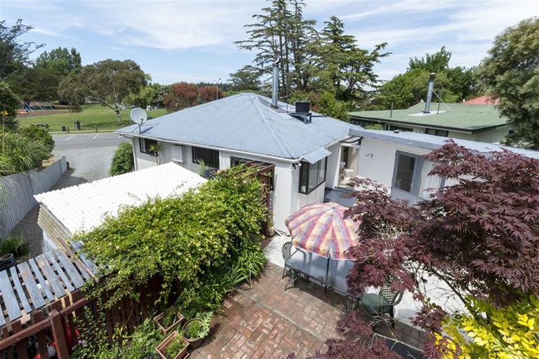 Photo of property in 20 Domain Terrace, Waikuku Beach, 7473