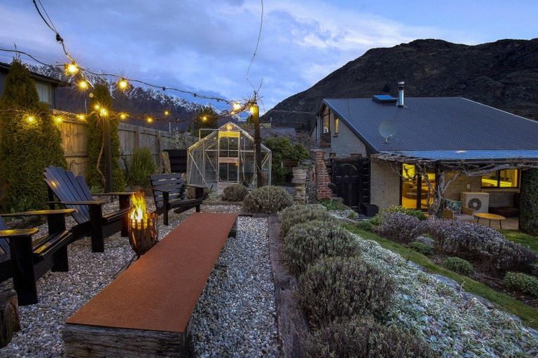 Photo of property in 21 Humphrey Street, Frankton, Queenstown, 9300