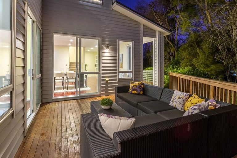 Photo of property in 9 Carex Way, Long Bay, Auckland, 0630