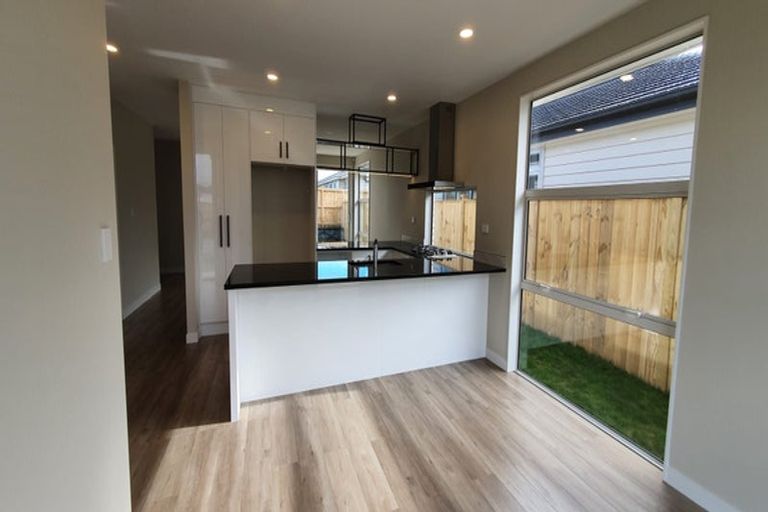 Photo of property in 10 Hukihuki Drive, Takanini, 2110