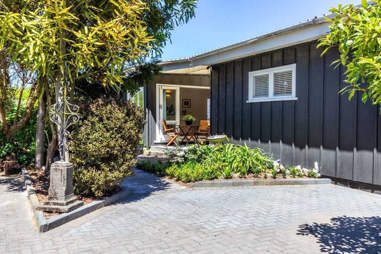 Photo of property in 68 Mere Road, Taupo, 3330