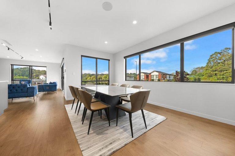 Photo of property in 6 Wheki Place, Swanson, Auckland, 0614