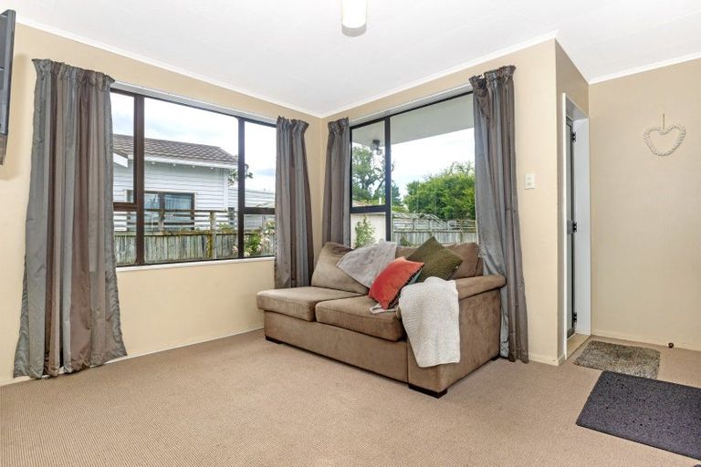 Photo of property in 18 Oak Street, Mangapapa, Gisborne, 4010
