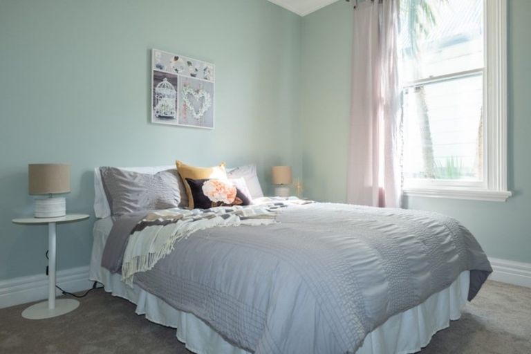 Photo of property in 17 Helena Street, Forbury, Dunedin, 9012