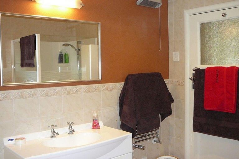 Photo of property in 56 Springvale Road, Clyde, Alexandra, 9391