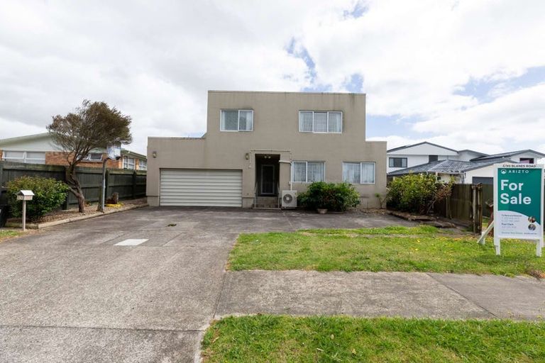 Photo of property in 2/50 Blanes Road, Weymouth, Auckland, 2103