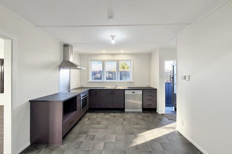 Photo of property in 30 Field Street, Aramoho, Whanganui, 4500