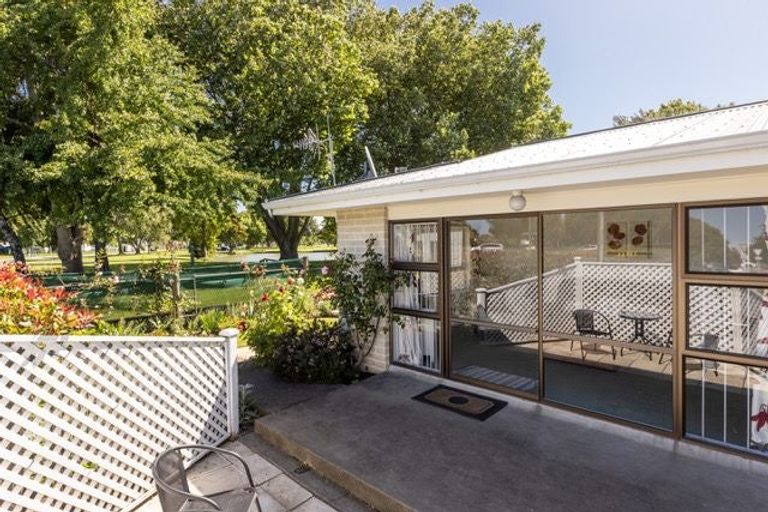 Photo of property in 3/33 Islington Place, Tamatea, Napier, 4112