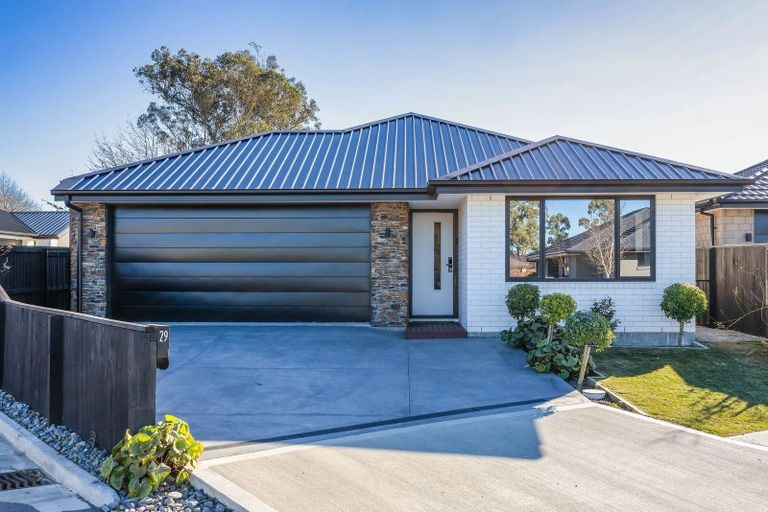 Photo of property in 29 Tara Crescent, Woodend, 7610