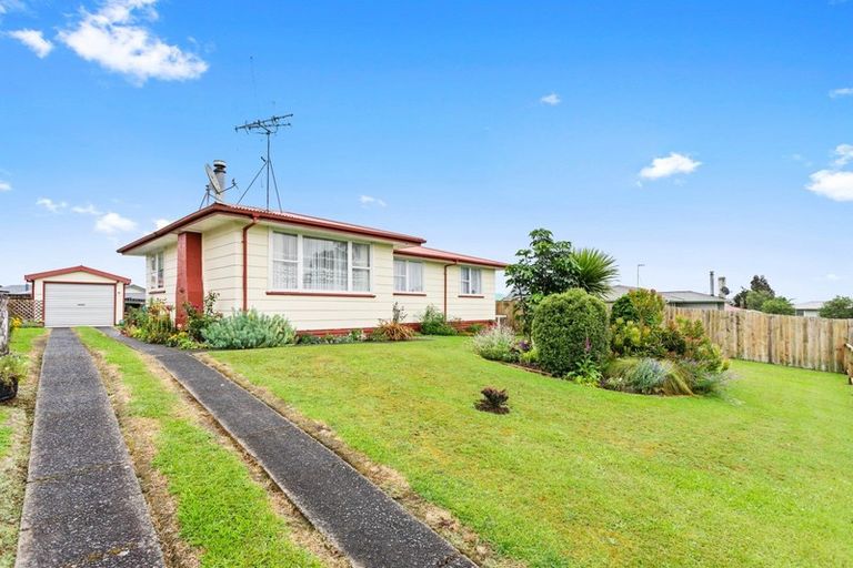 Photo of property in 2 Pateke Place, Tokoroa, 3420