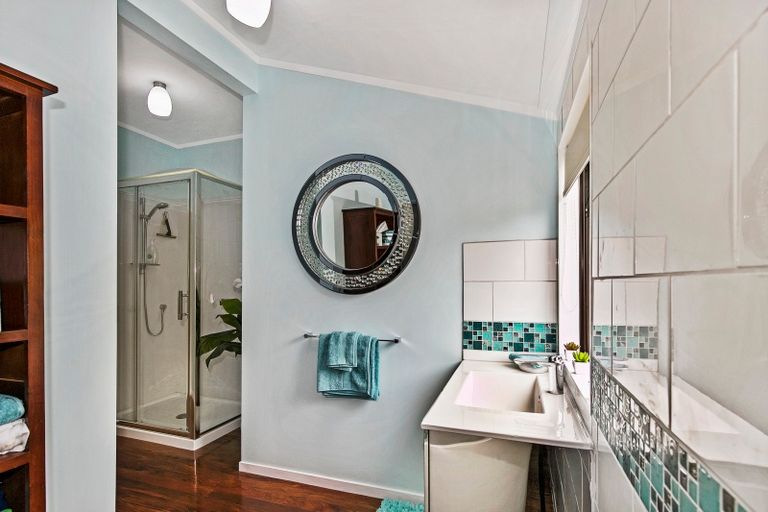 Photo of property in 52 Reid Road, Glenbrook, Waiuku, 2681