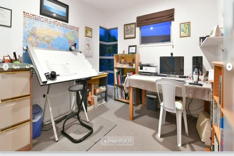 Photo of property in 117 Roberta Crescent, Orewa, 0931