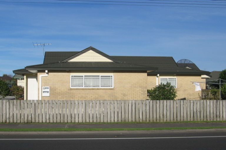 Photo of property in 291 Hobsonville Road, Hobsonville, Auckland, 0618