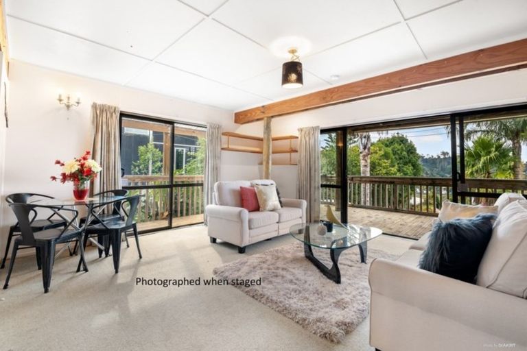 Photo of property in 32 Stillwater Crescent, Stillwater, Silverdale, 0993