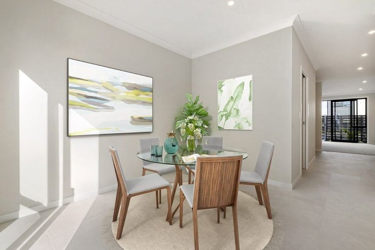 Photo of property in 33 Oyster Drive, Whenuapai, Auckland, 0618